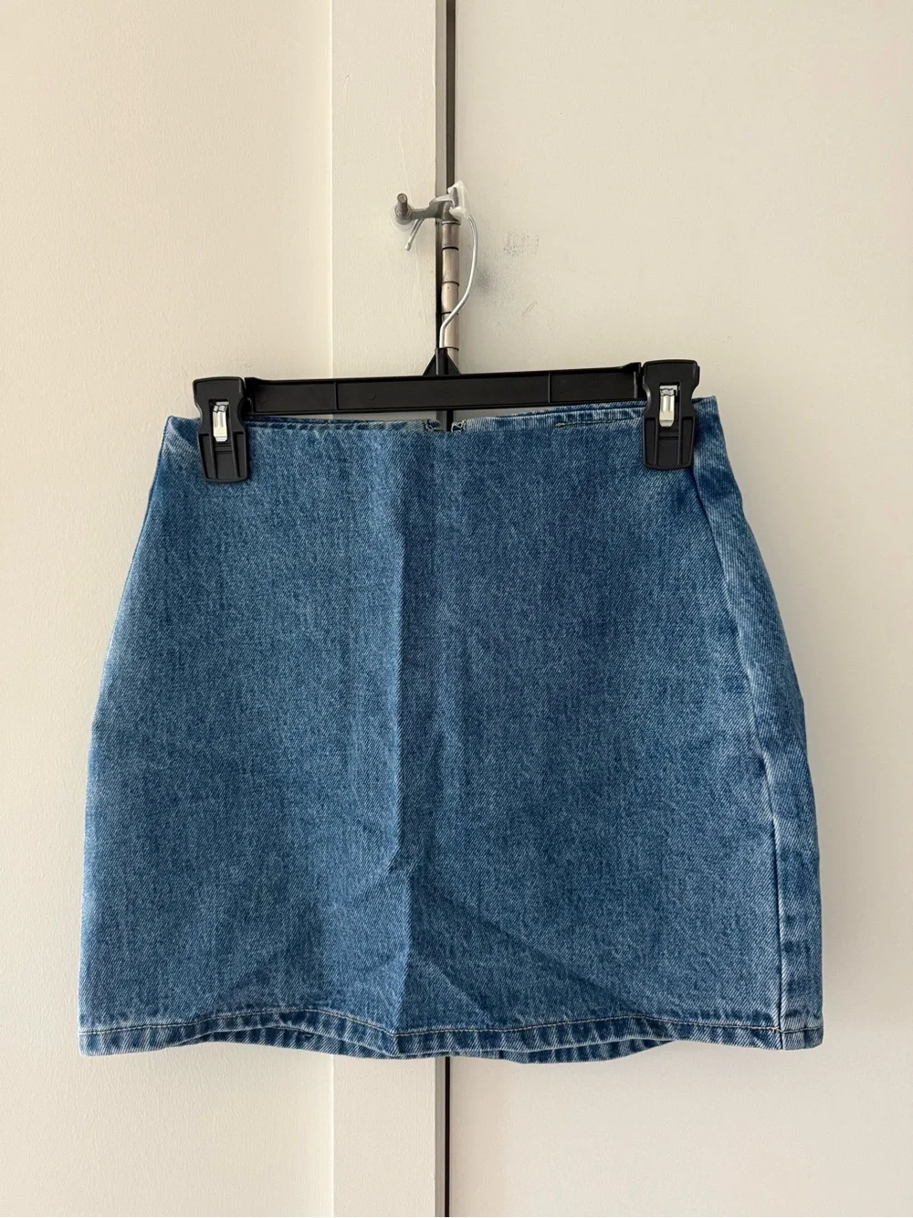 Meshki fitted short